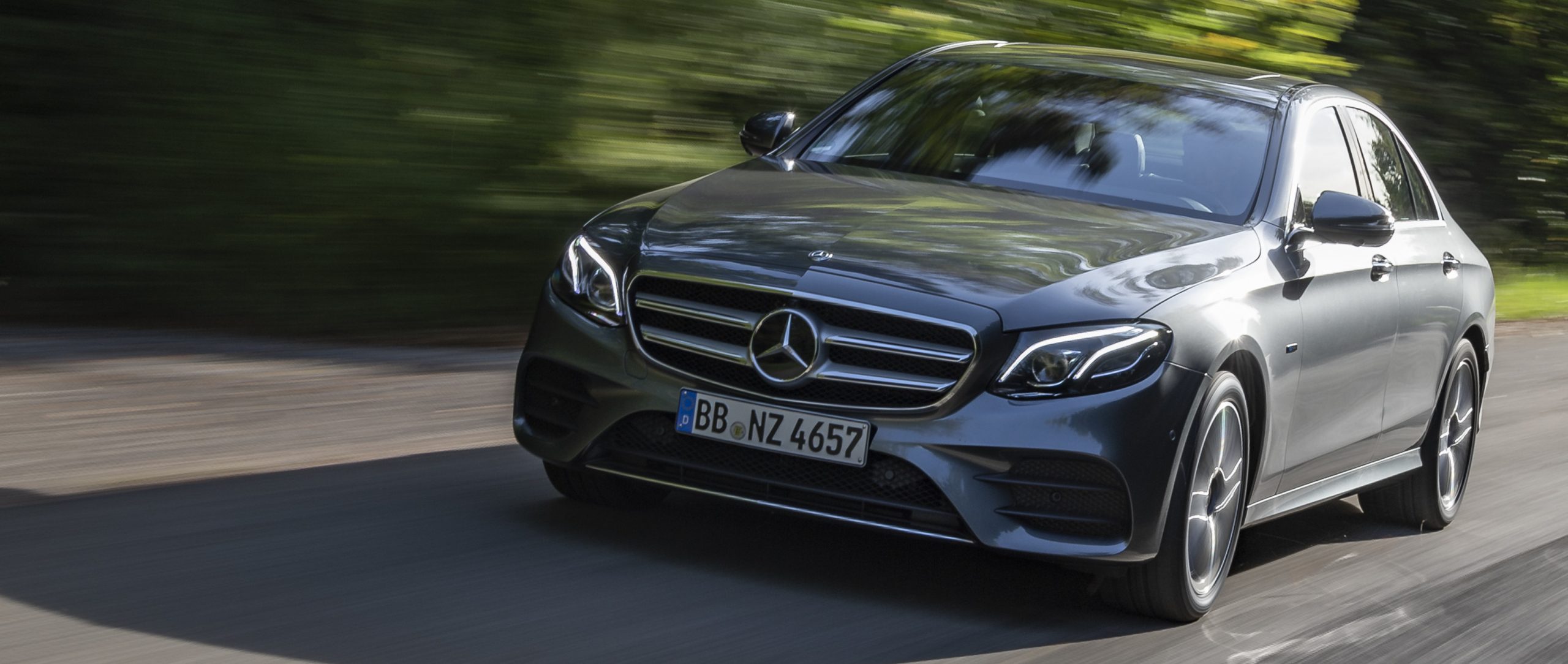 Mercedes E class scaled - Top selling executive sedans and saloons